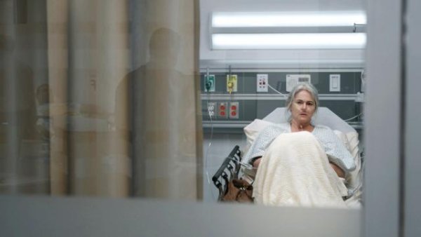 科创之星 药费“贵死人”，有病只能忍，他们却在玩政治