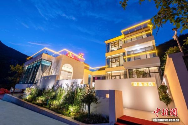 宝融配资 河南登封“嵩山民宿”迎预订热潮 特色旅游激发文旅消费新活力