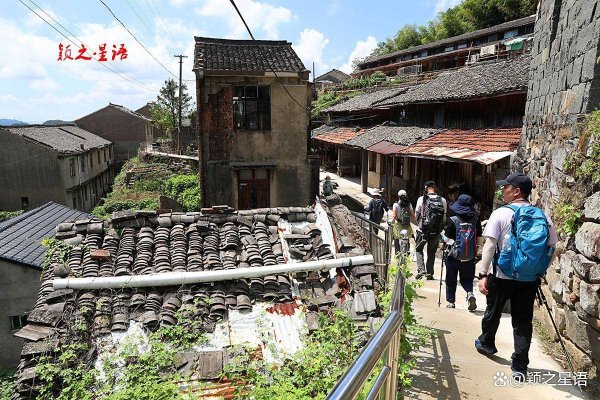 钱坛子 距离城区最近的古村：天上人间，爱岭村
